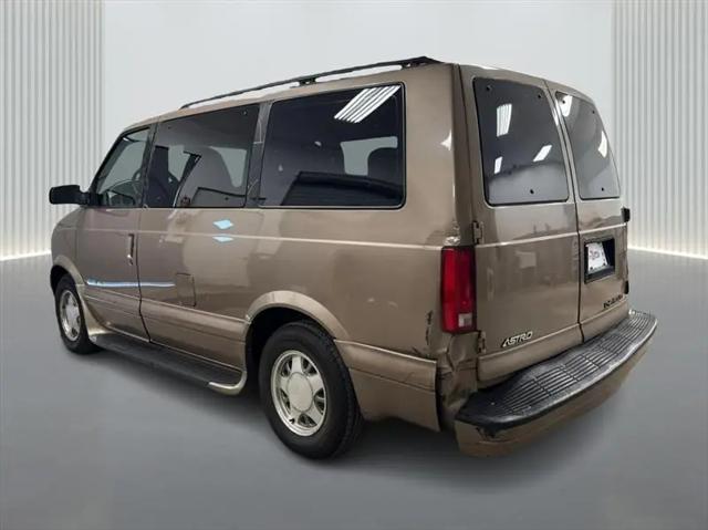 2000 Chevrolet Astro Base