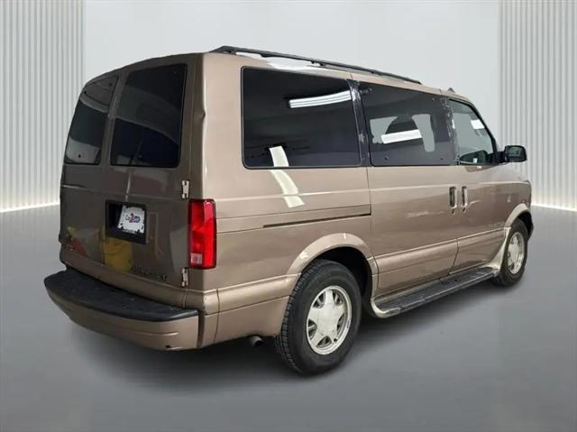 2000 Chevrolet Astro Base