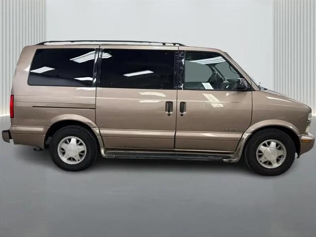 2000 Chevrolet Astro Base
