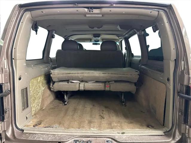 2000 Chevrolet Astro Base