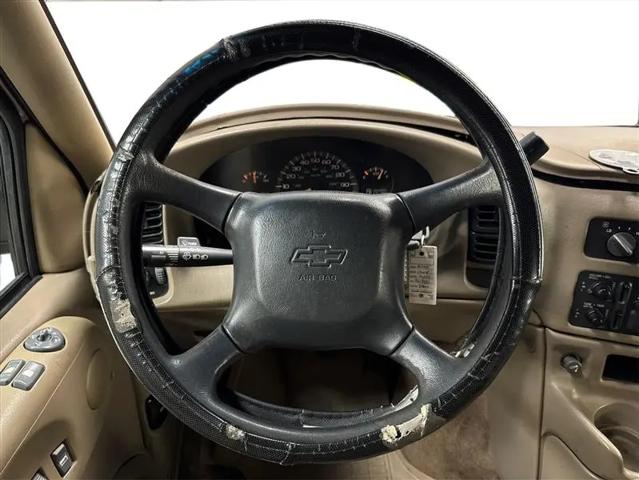 2000 Chevrolet Astro Base