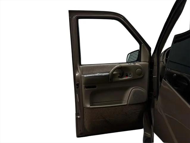 2000 Chevrolet Astro Base