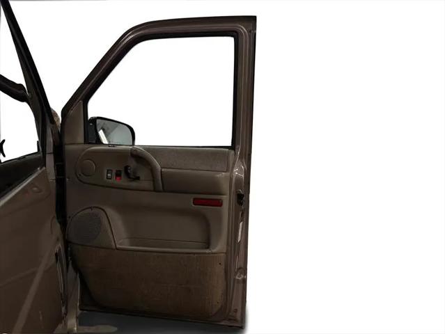 2000 Chevrolet Astro Base