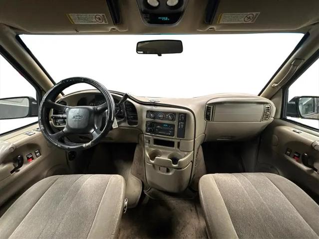 2000 Chevrolet Astro Base