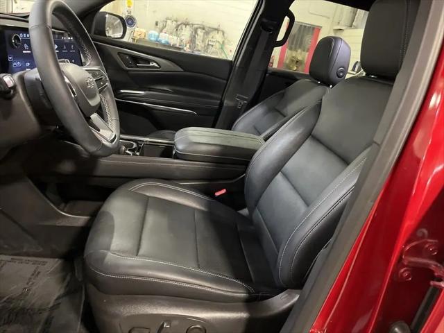 2025 Chevrolet Traverse FWD LT