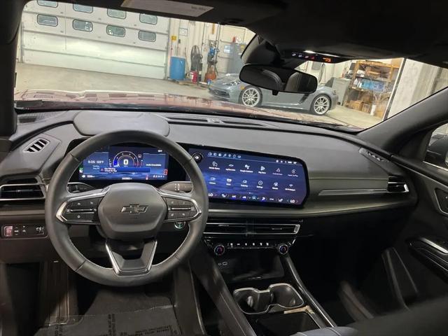 2025 Chevrolet Traverse FWD LT