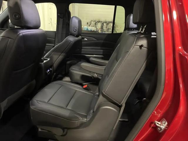 2025 Chevrolet Traverse FWD LT