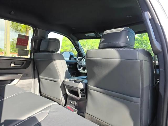 2026 Toyota Tundra SR5 CrewMax 5.5' Bed