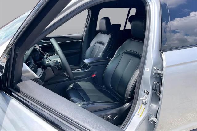 2025 Jeep Grand Cherokee Limited 4x2