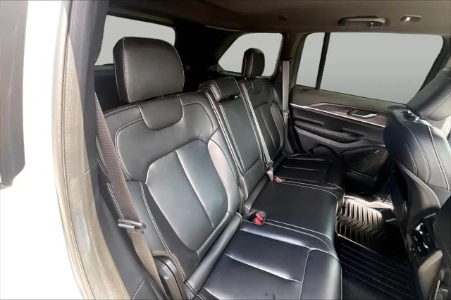 2025 Jeep Grand Cherokee Limited 4x2