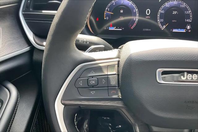 2025 Jeep Grand Cherokee Limited 4x2