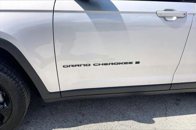 2025 Jeep Grand Cherokee Limited 4x2