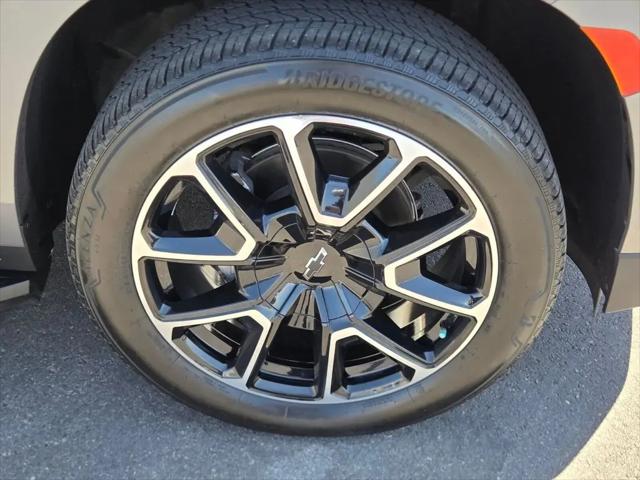 2021 Chevrolet Suburban 4WD RST
