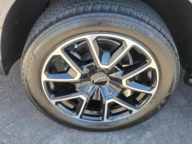 2021 Chevrolet Suburban 4WD RST