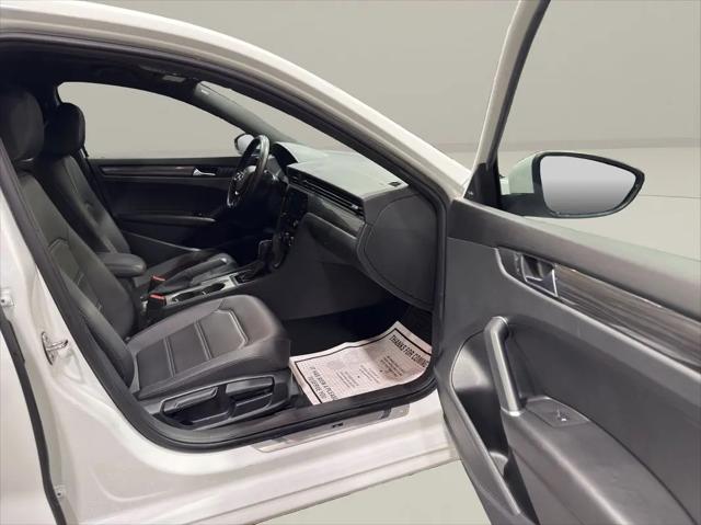 2021 Volkswagen Passat 2.0T R-Line