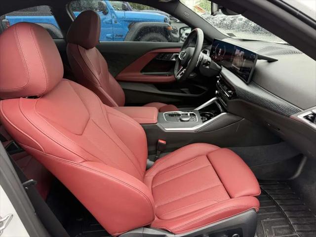 2025 BMW M240 i