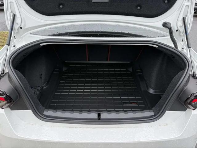 2025 BMW M240 i