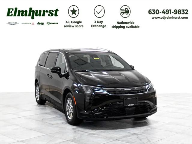 2027 Chrysler Pacifica Select for sale in Elmhurst, IL