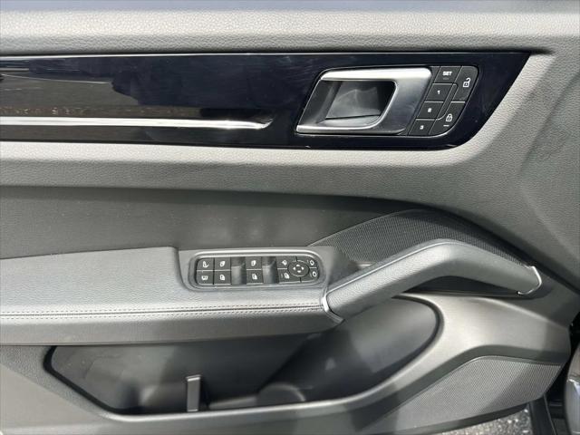 2023 Porsche Cayenne E-Hybrid Cayenne E-Hybrid