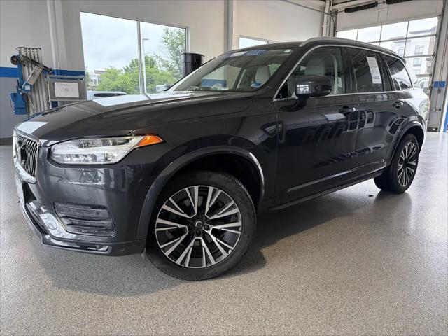 2022 Volvo XC90 T5 Momentum 7 Passenger