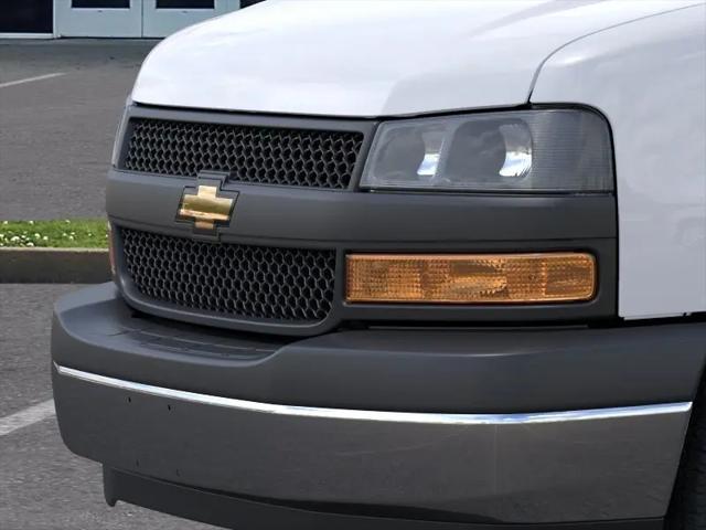 2026 Chevrolet Express Cargo Van 2500 Regular Wheelbase, WT, RWD