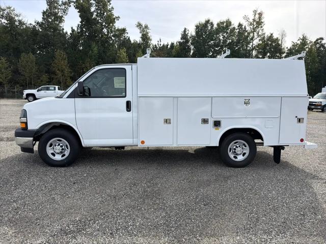 2026 Chevrolet Express Cutaway Work Van