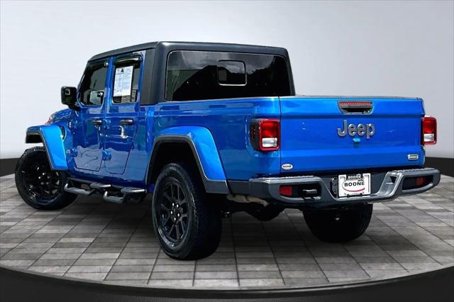 2023 Jeep Gladiator Overland
