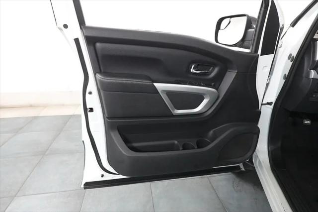 2017 Nissan Titan PRO-4X