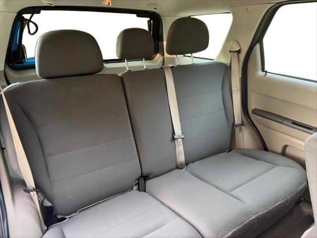 2011 Ford Escape XLS