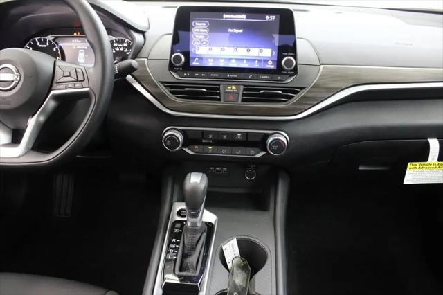 2026 Nissan Altima SV FWD