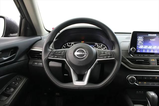 2026 Nissan Altima SV FWD
