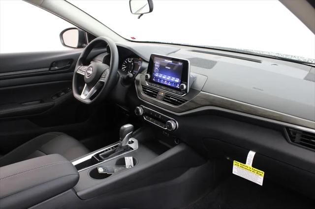2026 Nissan Altima SV FWD
