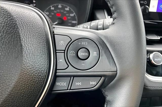 2025 Toyota Corolla Cross LE