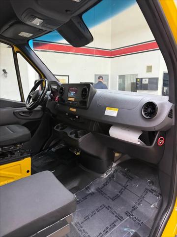 2021 Mercedes-Benz Sprinter 2500 High Roof I4