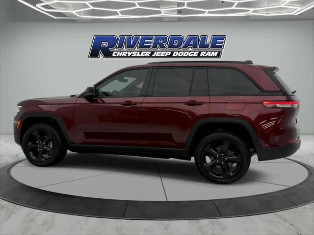 2025 Jeep Grand Cherokee Altitude X 4x4