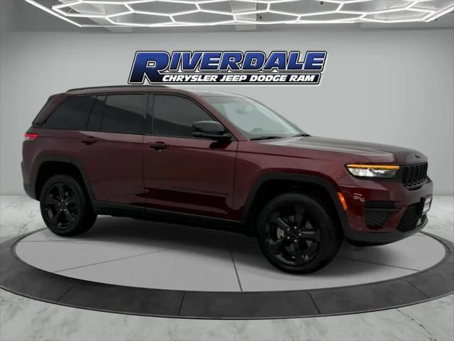 2025 Jeep Grand Cherokee Altitude X 4x4