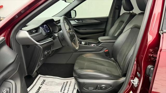 2025 Jeep Grand Cherokee Altitude X 4x4