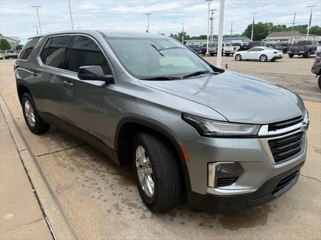2023 Chevrolet Traverse AWD LS