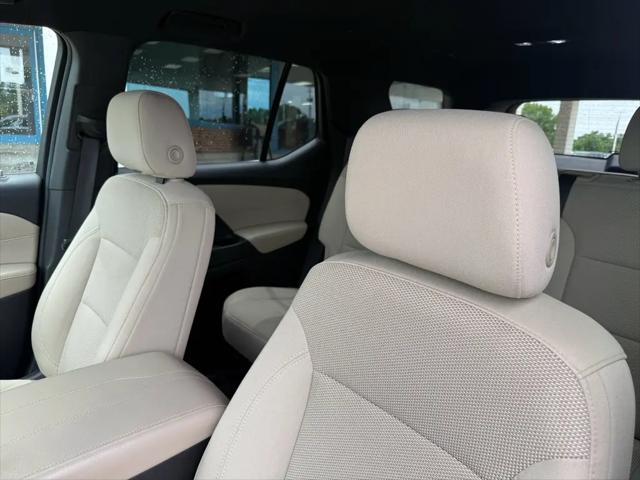 2023 Chevrolet Traverse AWD LS