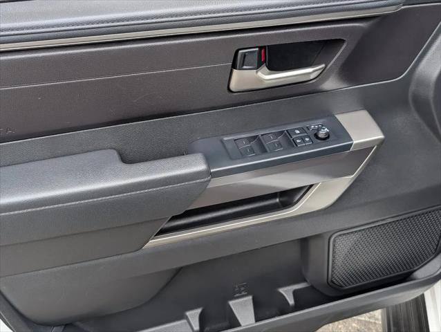 2025 Toyota Sequoia SR5