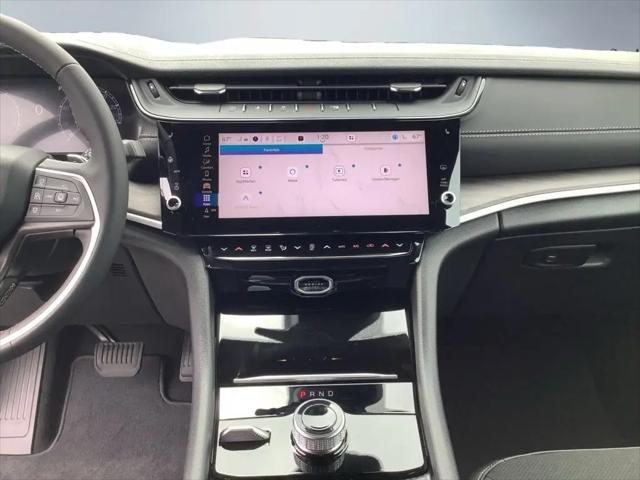 2026 Jeep Grand Cherokee L Altitude 4x4