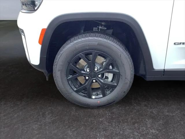 2026 Jeep Grand Cherokee L Altitude 4x4