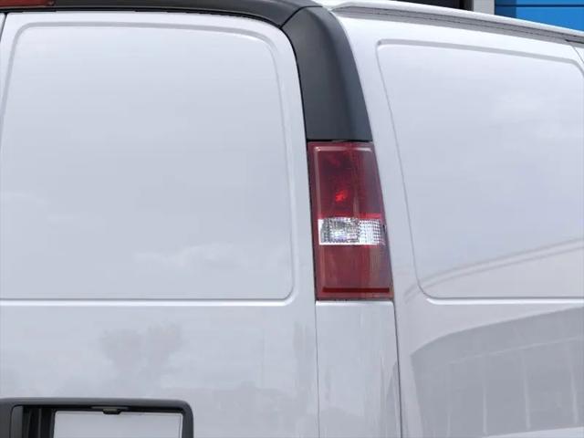 2026 Chevrolet Express Cargo Van 2500 Regular Wheelbase, WT, RWD