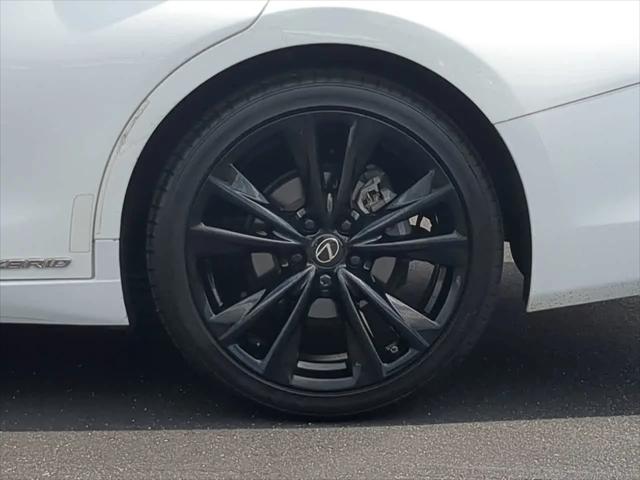 2022 Lexus ES 300h F SPORT