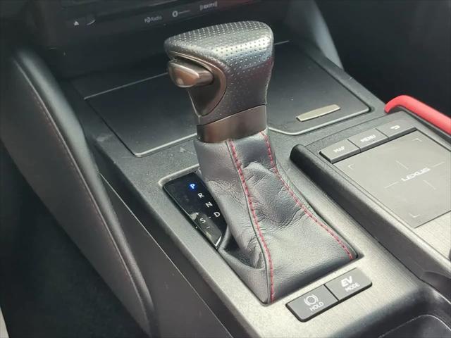 2022 Lexus ES 300h F SPORT