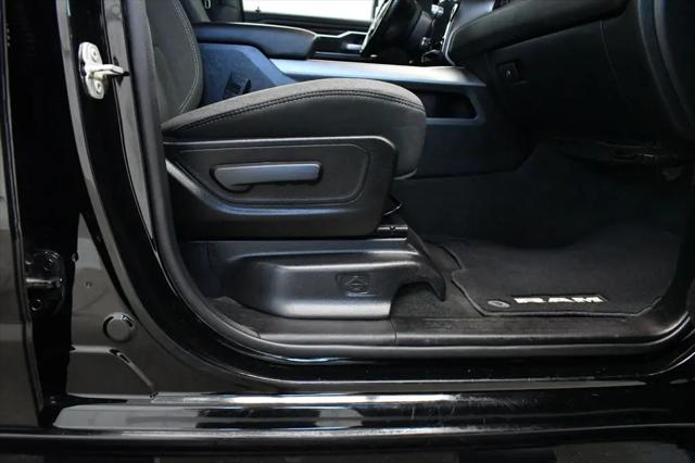 2023 Ram 1500 Big Horn Crew Cab 4x4 5'7" Box