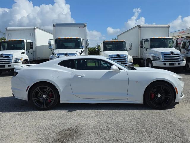 2021 Chevrolet Camaro RWD Coupe 2SS