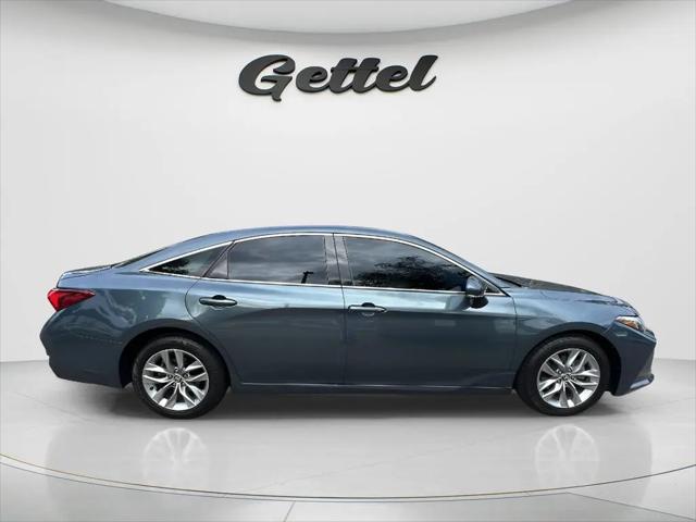 2022 Toyota Avalon XLE