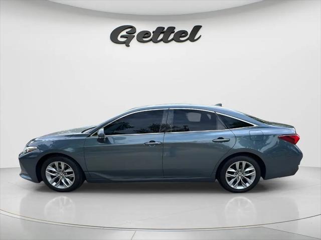 2022 Toyota Avalon XLE