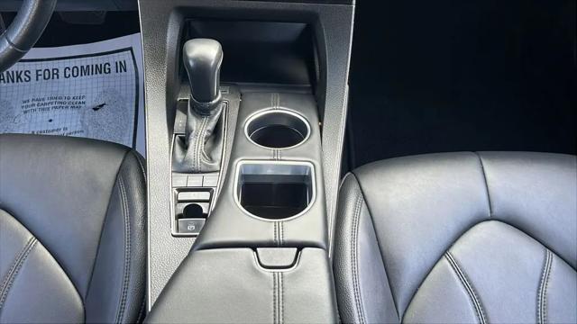 2022 Toyota Avalon XLE